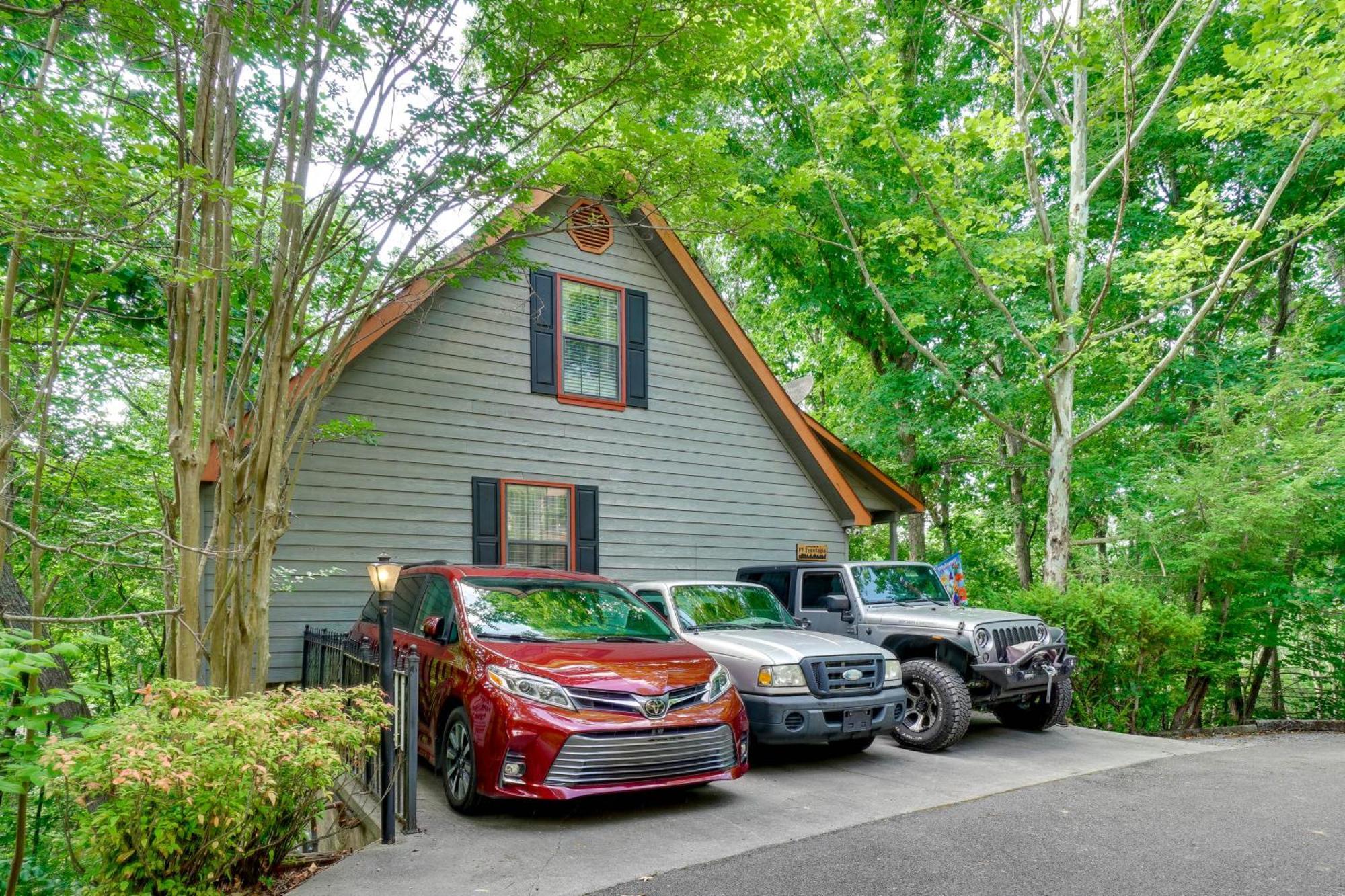 Smoky Mountain Cabin With Deck And Hot Tub! Pigeon Forge Kültér fotó