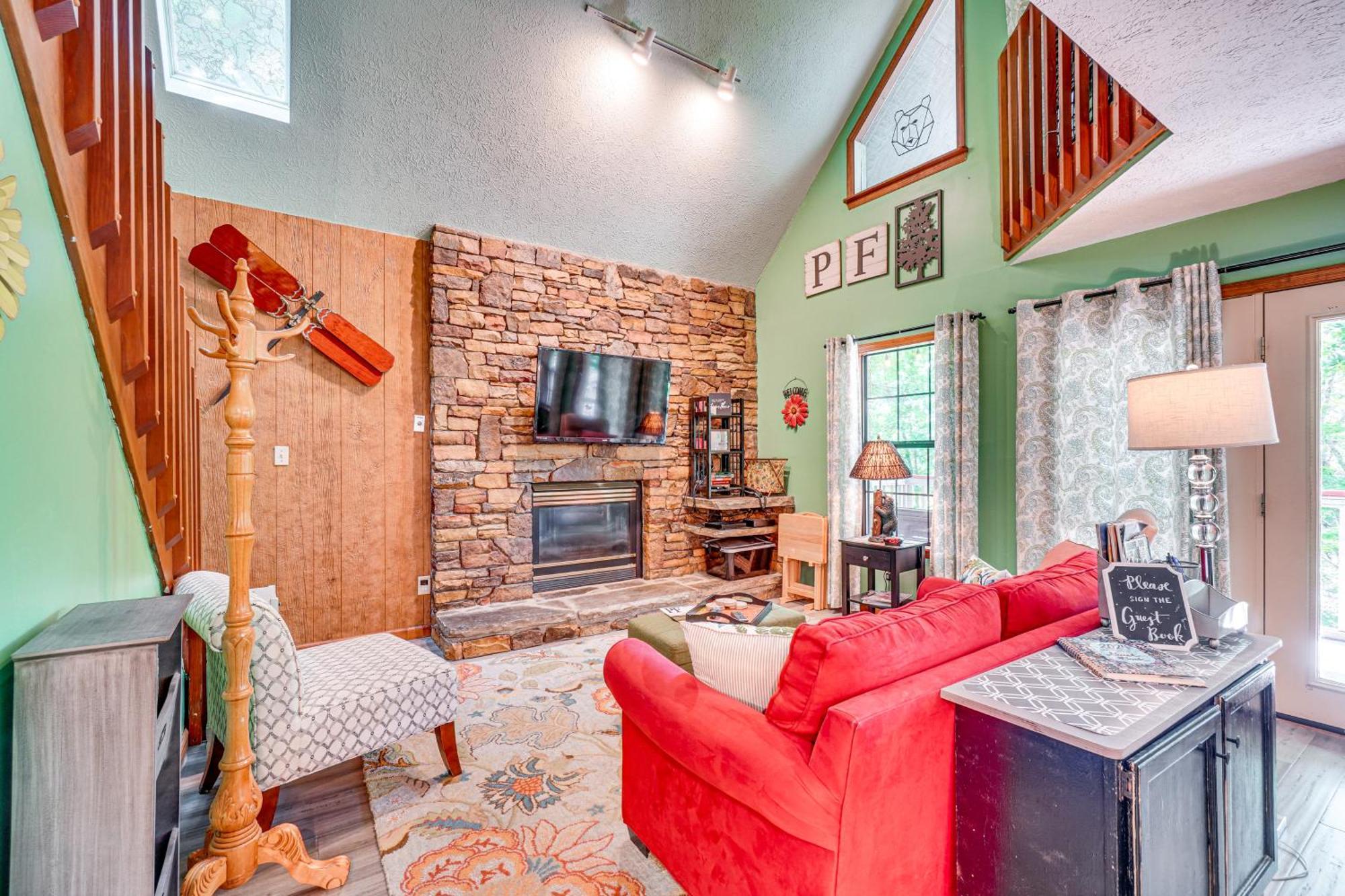 Smoky Mountain Cabin With Deck And Hot Tub! Pigeon Forge Kültér fotó